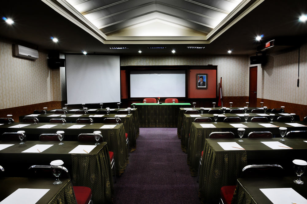 Hotel Anugerah Palembang Ngoại thất bức ảnh