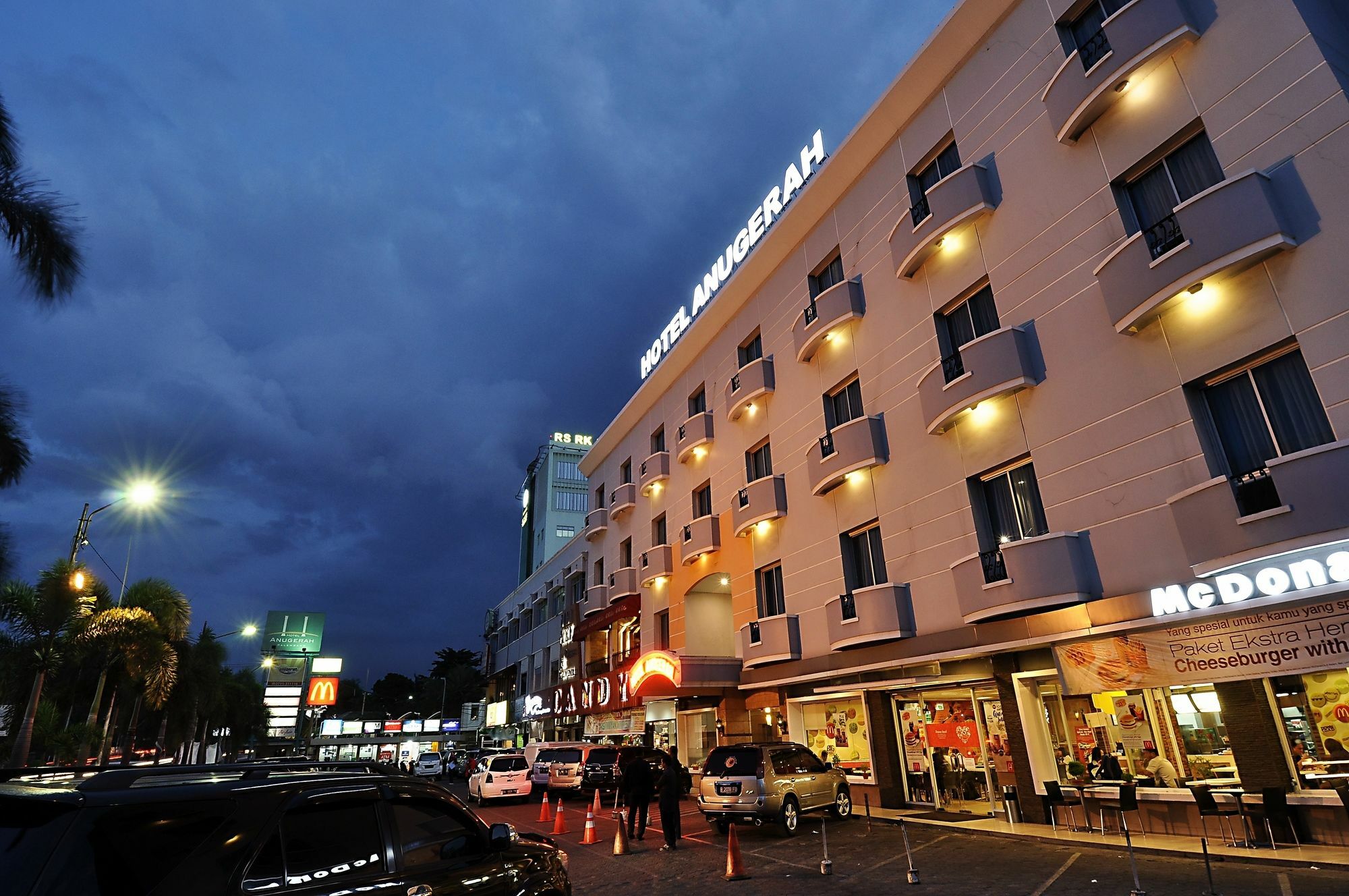 Hotel Anugerah Palembang Ngoại thất bức ảnh